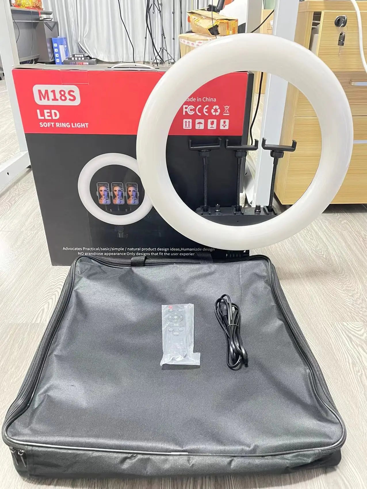 New M18S 18inch 45cm Customized Logo Light Ring Universal Mobile Phone Tik Tok Live Stream Selfie Ring Light for Make up
